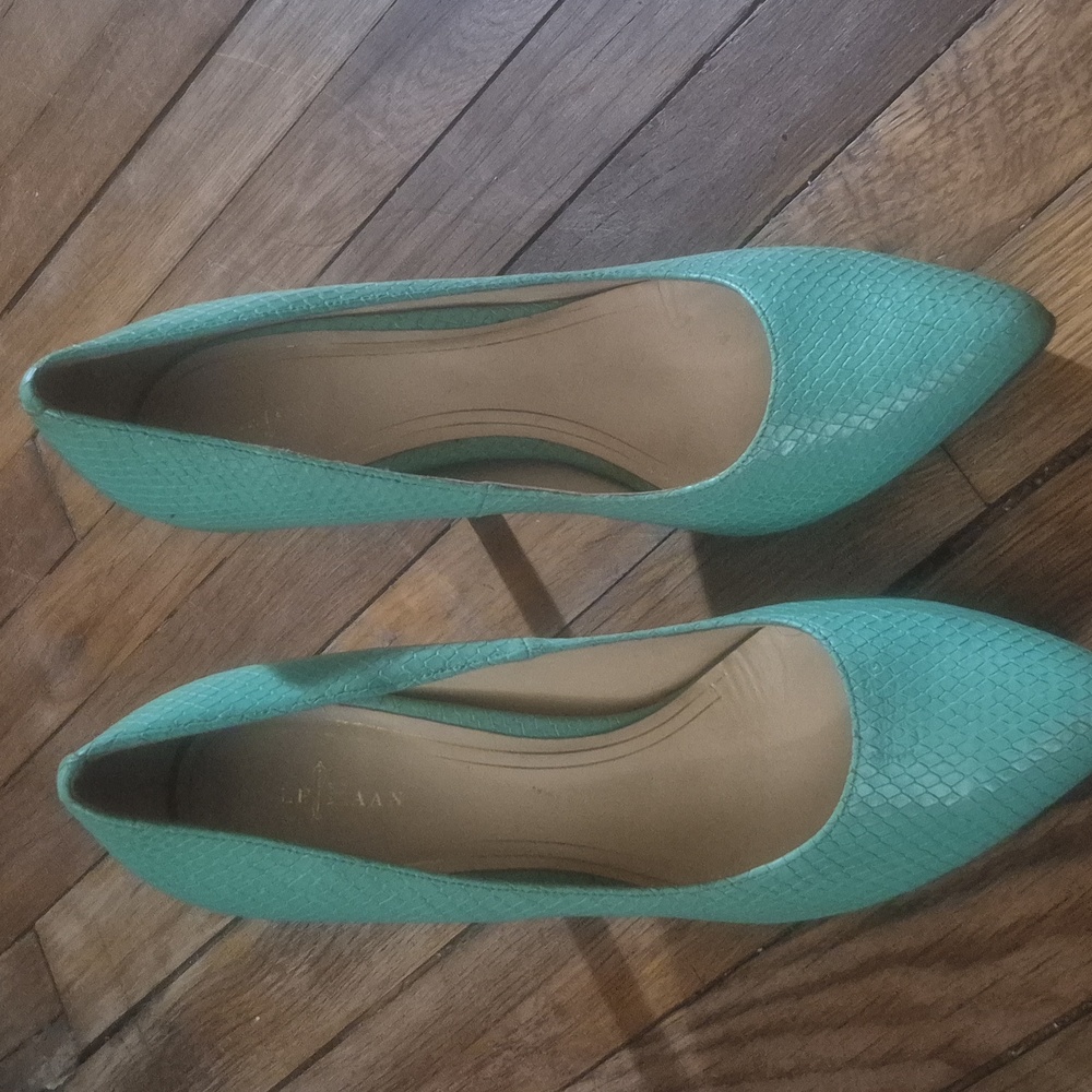 Cole Haan Women’s Nike Air Mint green leather snakeskin classic stiletto pumps